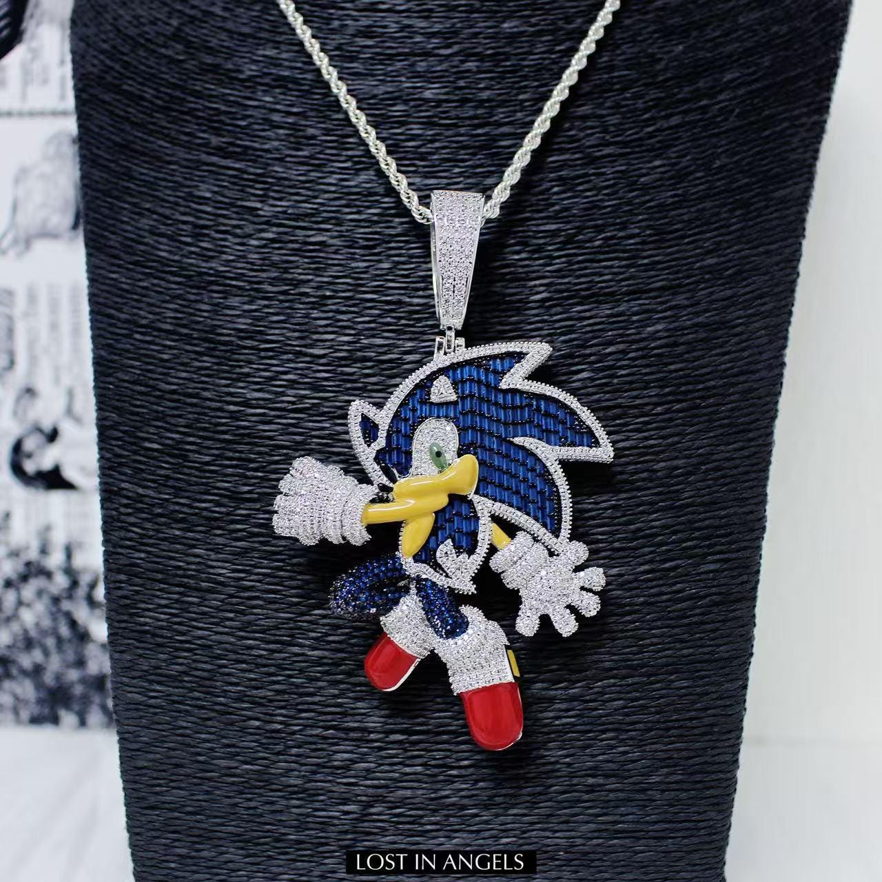 Iced Out Sonic Pendant: CZ Bling Hip-Hop Jewelry with Cuban Chain