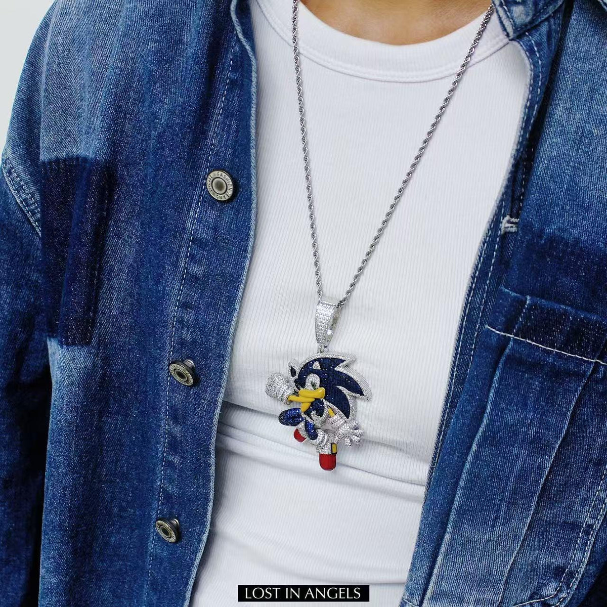 Iced Out Sonic Pendant: CZ Bling Hip-Hop Jewelry with Cuban Chain