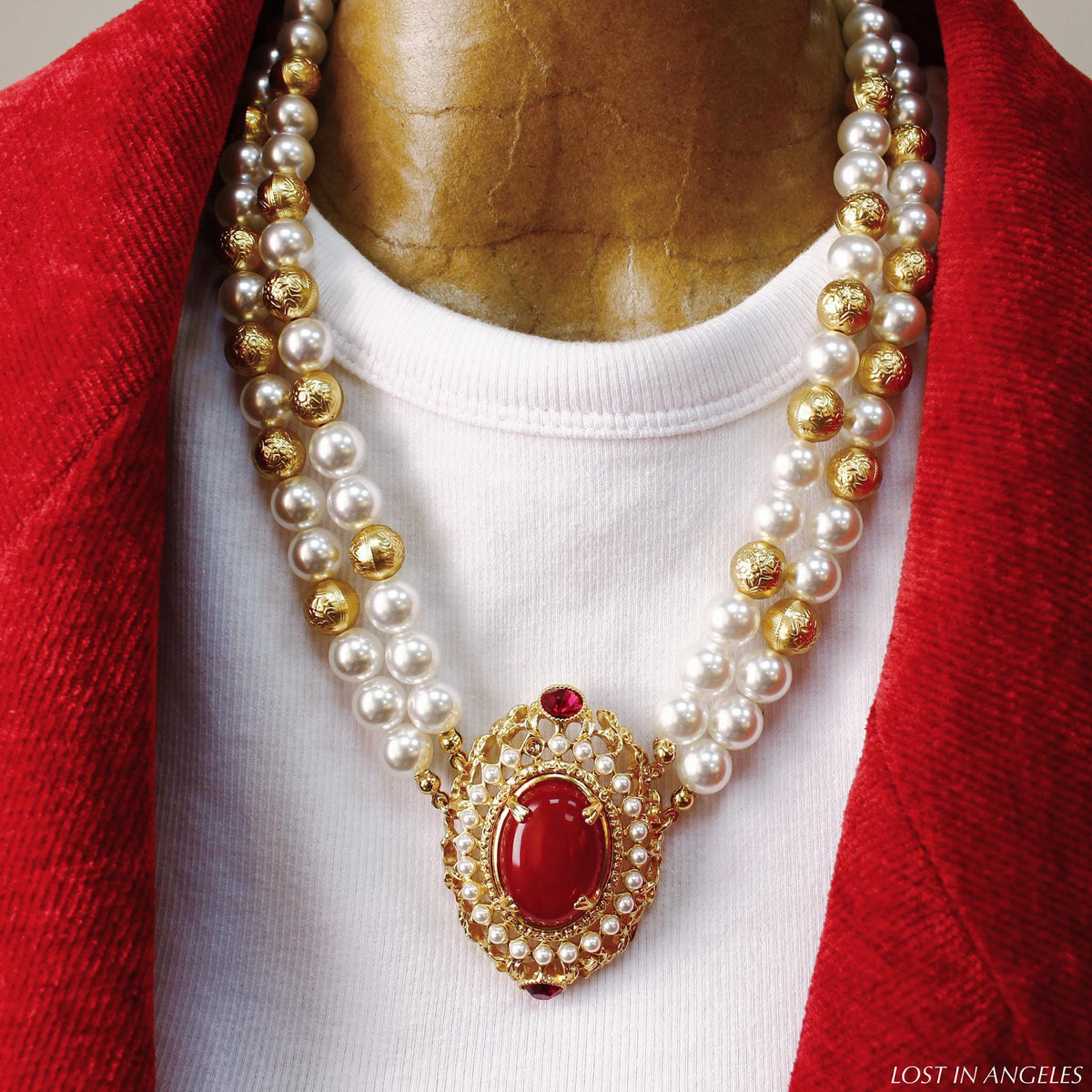 Vintage-Inspired Royal Court Jewelry Set: Red Gemstone & Pearl Necklace and Bracelet