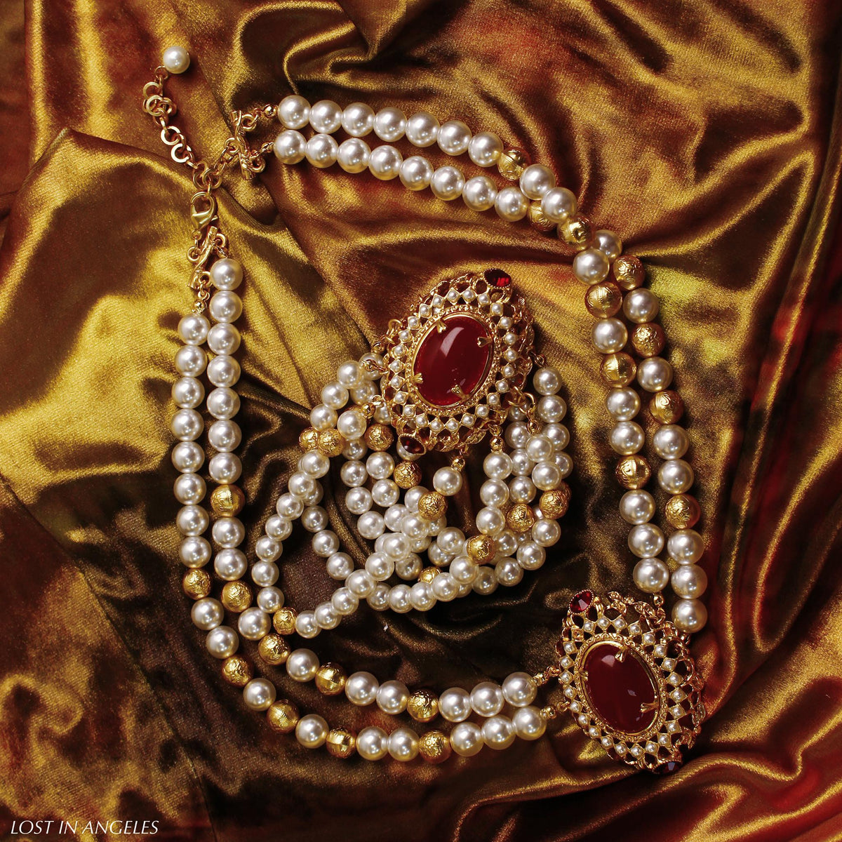 Vintage-Inspired Royal Court Jewelry Set: Red Gemstone & Pearl Necklace and Bracelet