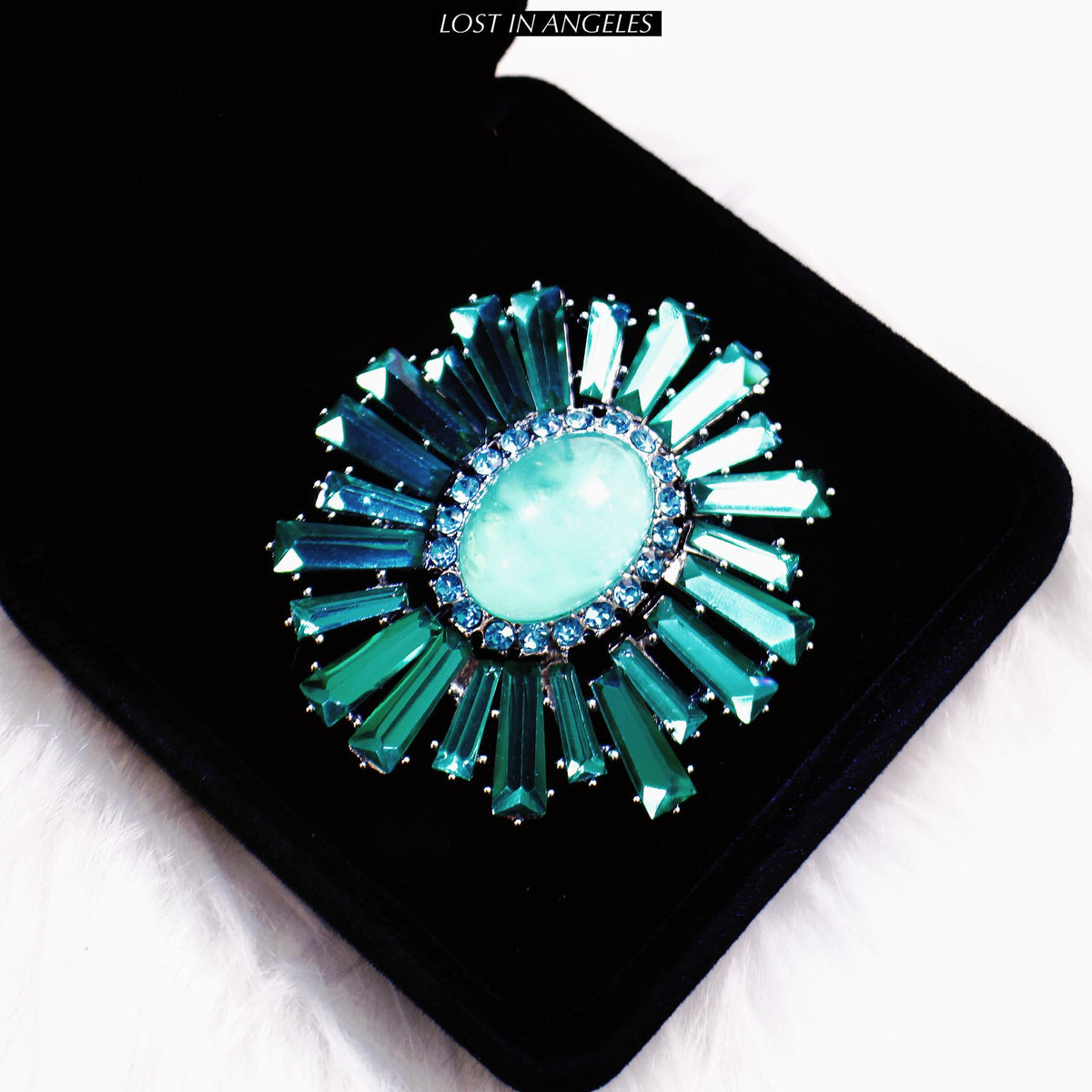 Victorian Emerald Floral Brooch: Vintage Inspired Statement Pin