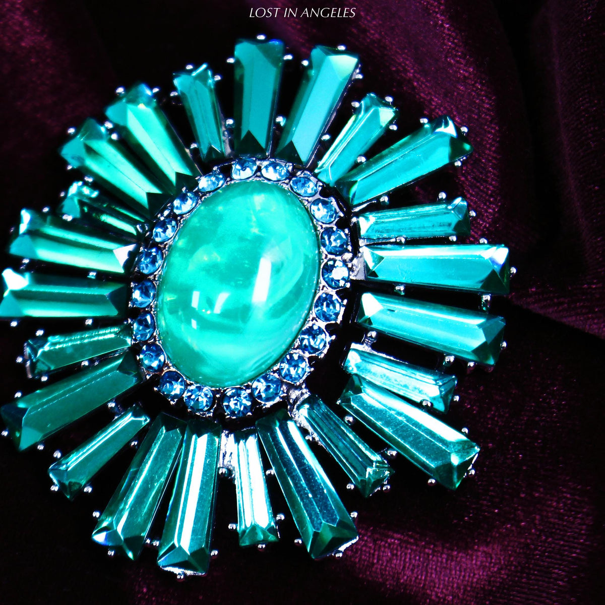 Victorian Emerald Floral Brooch: Vintage Inspired Statement Pin